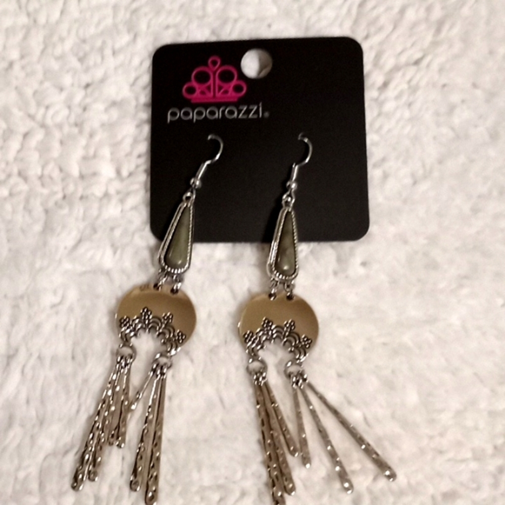 Highland Haute Green Earrings.